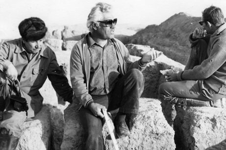 В Афганистане. Слева направо: Т. Ходжаниязов, В.Сарианиди, В. Долгоруков
